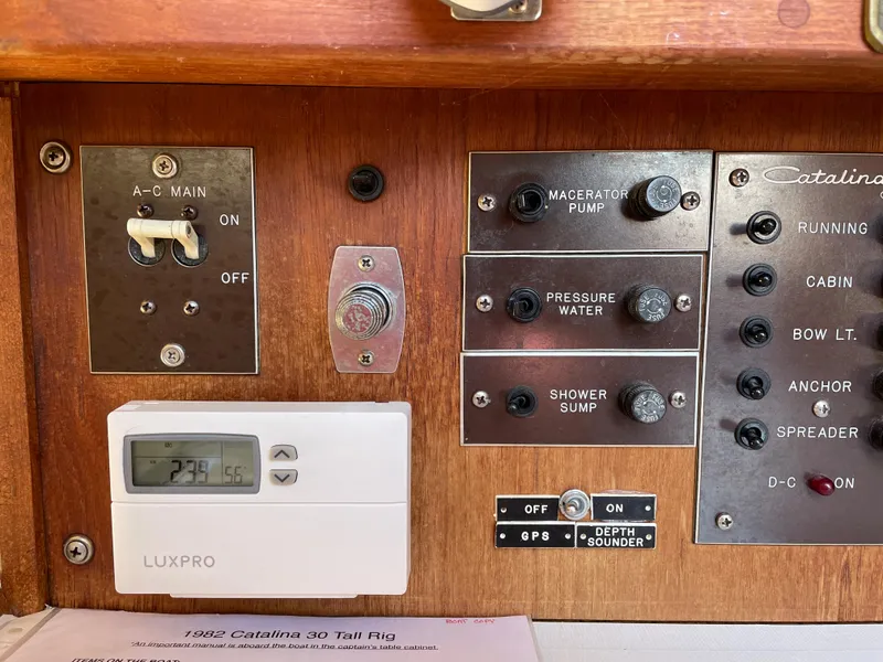 Slide: The Image of Catalina 30 1982 - 56