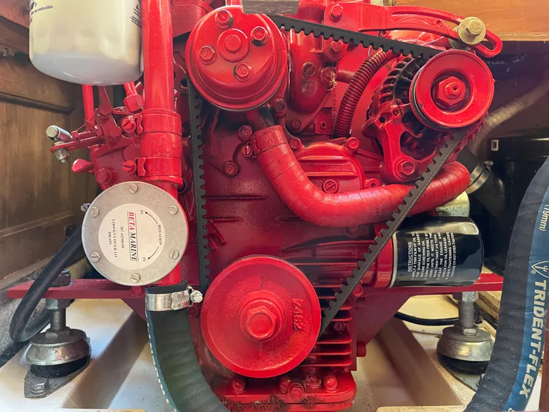 Slide: The Image of Catalina 30 1982 - 71