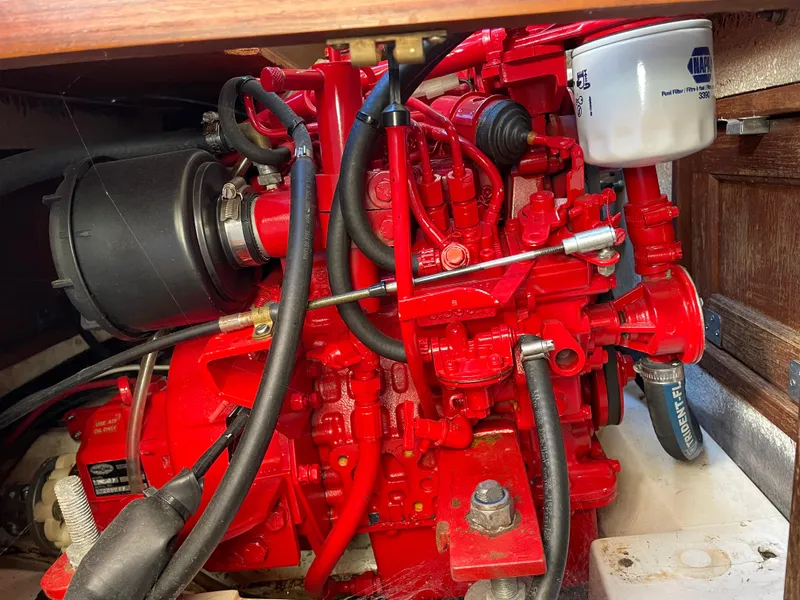 Slide: The Image of Catalina 30 1982 - 73