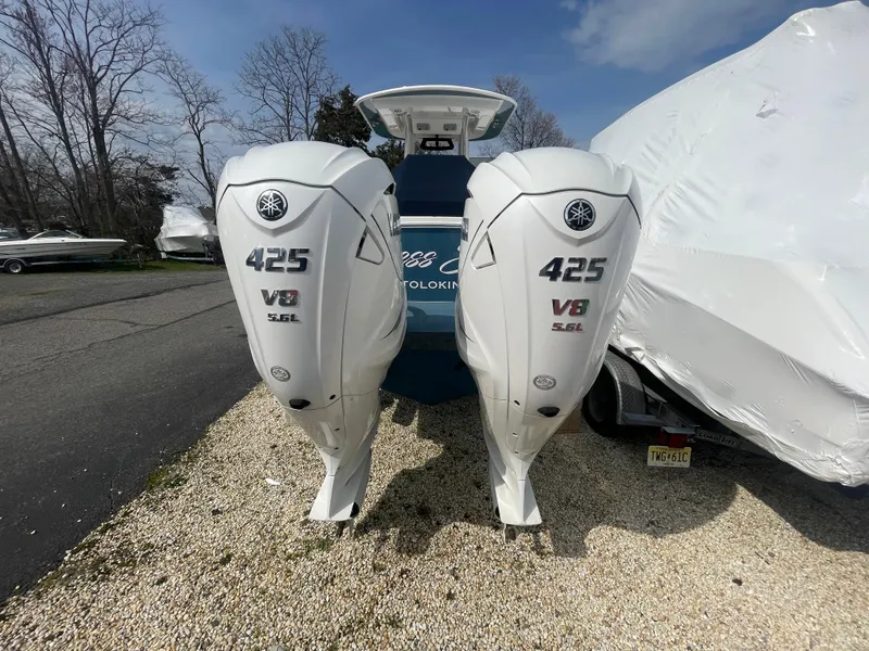 Slide: The Image of 2022 Regulator 31 boat with twin Yamaha 425 V8 outboard engines. - 38