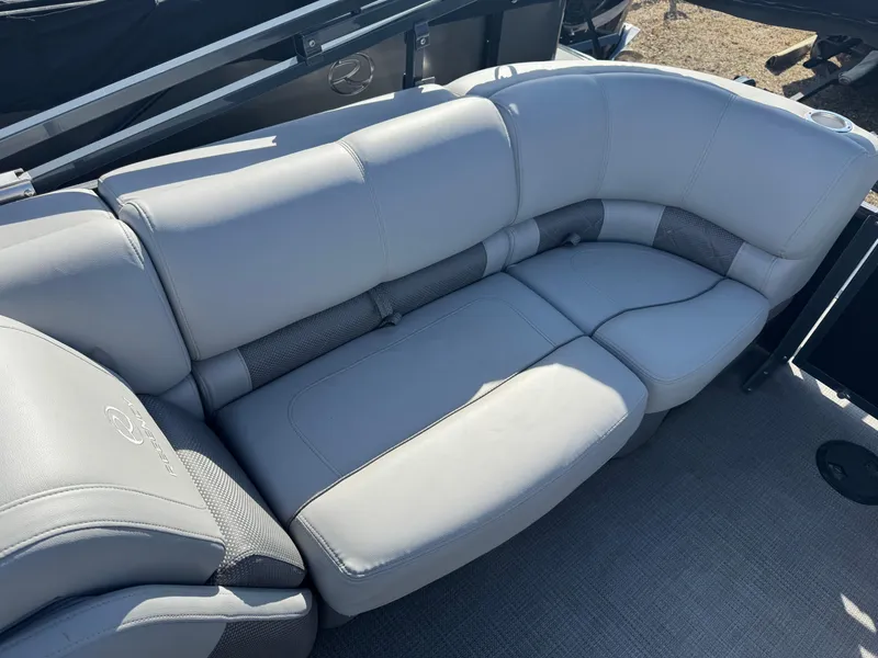 Slide: The Image of Dashboard of 2020 Regency 230 LE3 with Lowrance HDS7 display and gauges. - 9