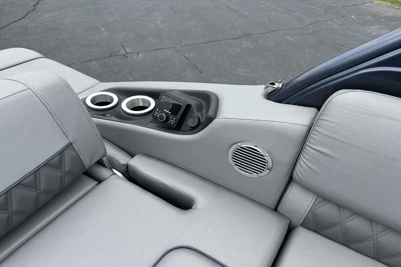 Slide: The Image of Bennington 25QSBA 2023 - 12