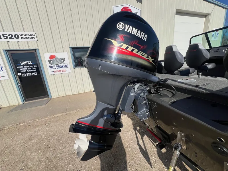 Slide: The Image of 2019 Alumacraft Trophy 175 with Yamaha VMAX outboard motor at dealership. - 12