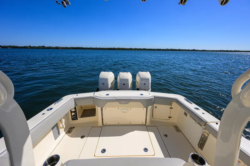 Slide: The Image of Scout 355 LXF 2023 - 57