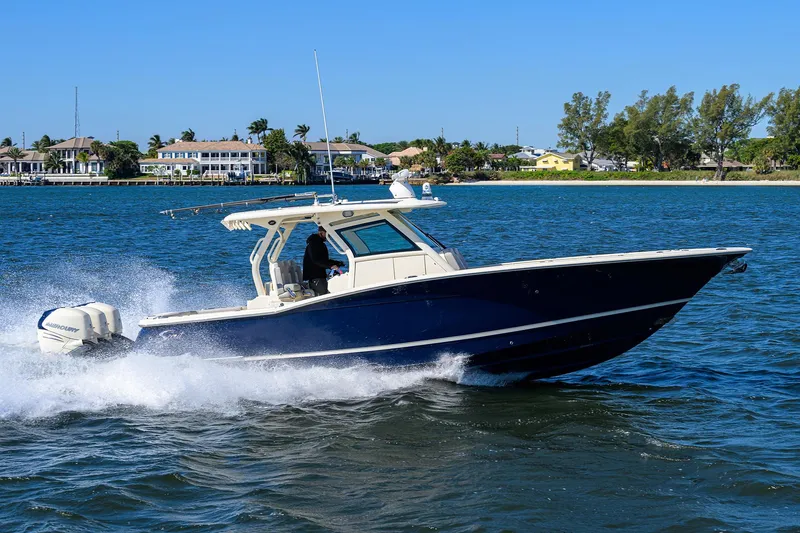 Slide: The Image of Scout 355 LXF 2023 - 86