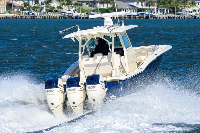 Slide: The Image of Scout 355 LXF 2023 - 87