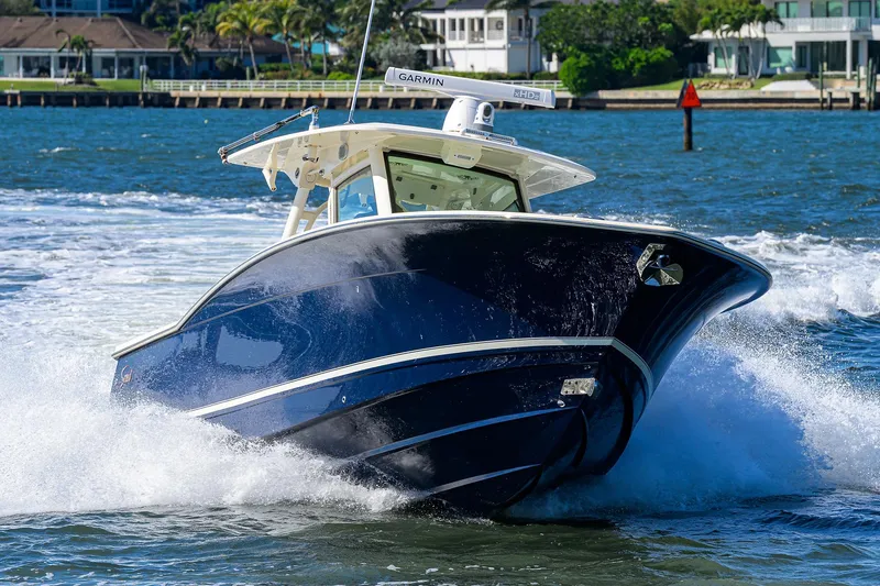 Slide: The Image of Scout 355 LXF 2023 - 92