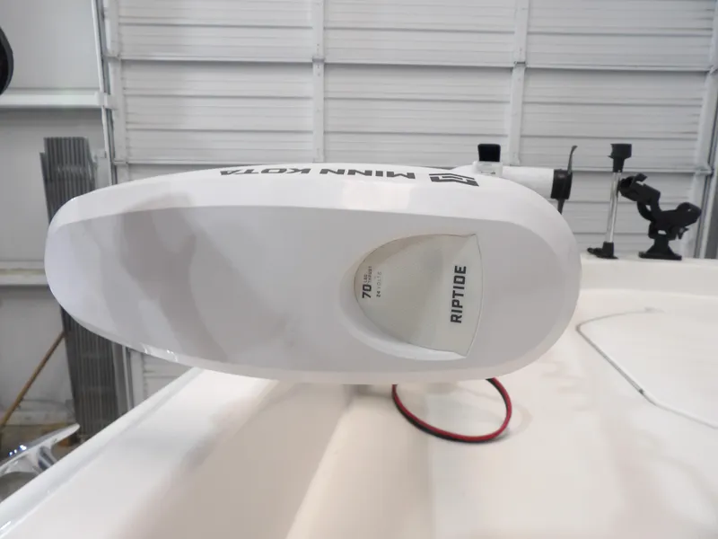 Slide: The Image of Bayliner Trophy T21Bay 2021 - 8