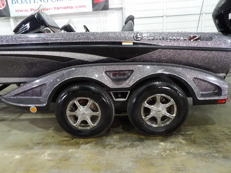 Slide: The Image of Ranger Z520L 2015 - 13