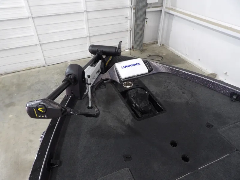 Slide: The Image of Ranger Z520L 2015 - 22