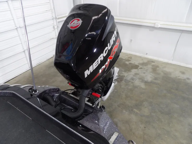 Slide: The Image of Ranger Z520L 2015 - 29