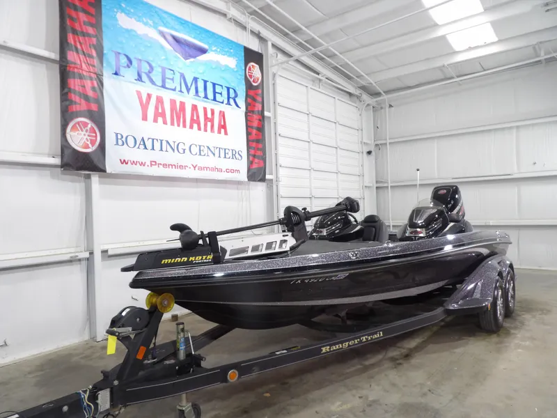 Slide: The Image of Ranger Z520L 2015 - 3