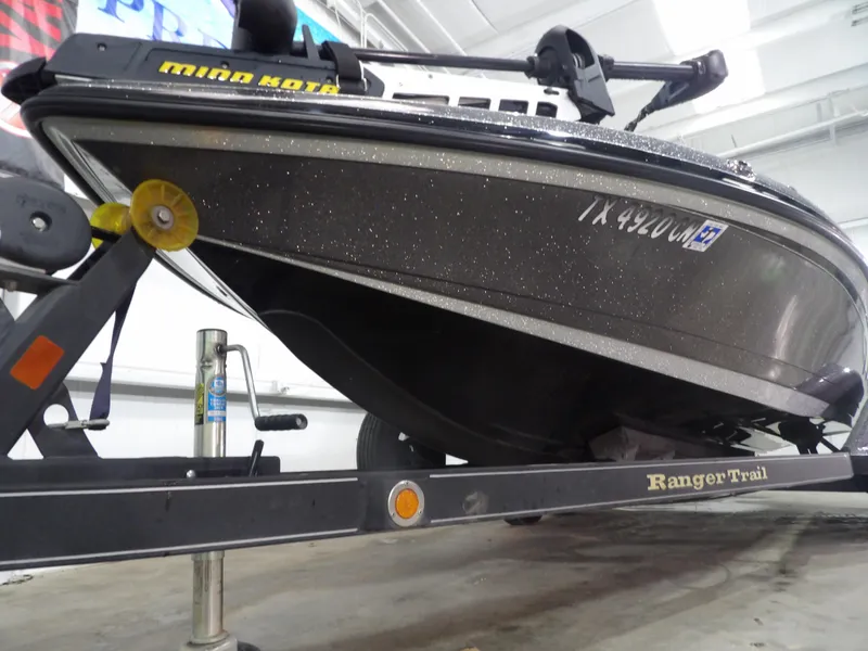 Slide: The Image of Ranger Z520L 2015 - 5