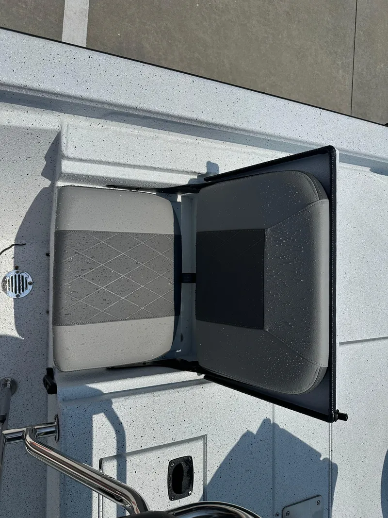 Slide: The Image of Xpress H20 BAY 2025 - 25