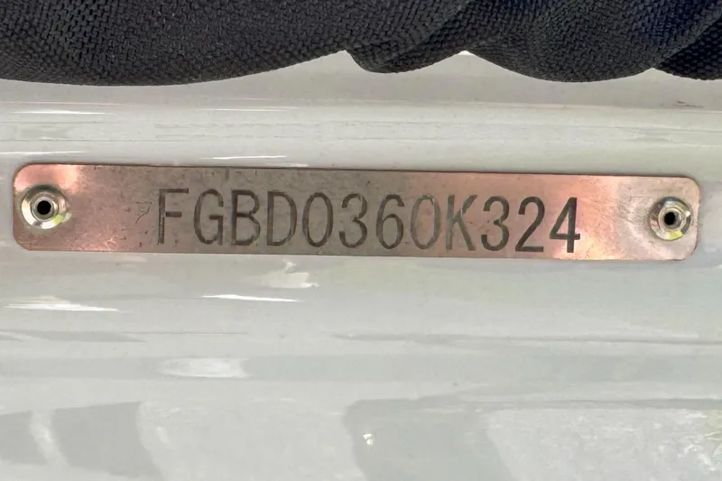 Slide: The Image of Serial number plate of Chaparral 21 SSi 2024 boat. - 43