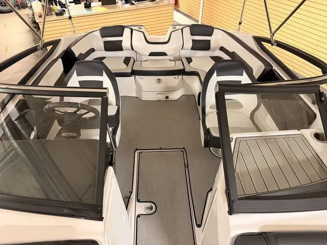 Slide: The Image of Yamaha SX195 2025 - 14