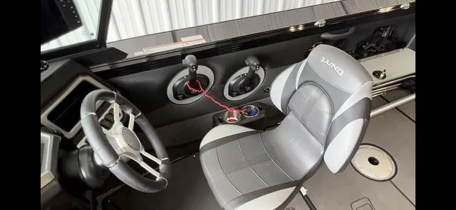 Slide: The Image of Lund 2075 Tyee® Sport 2021 - 13