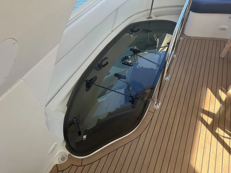 Slide: The Image of 36 2007 Marquis 55 Flybridge Door - 35