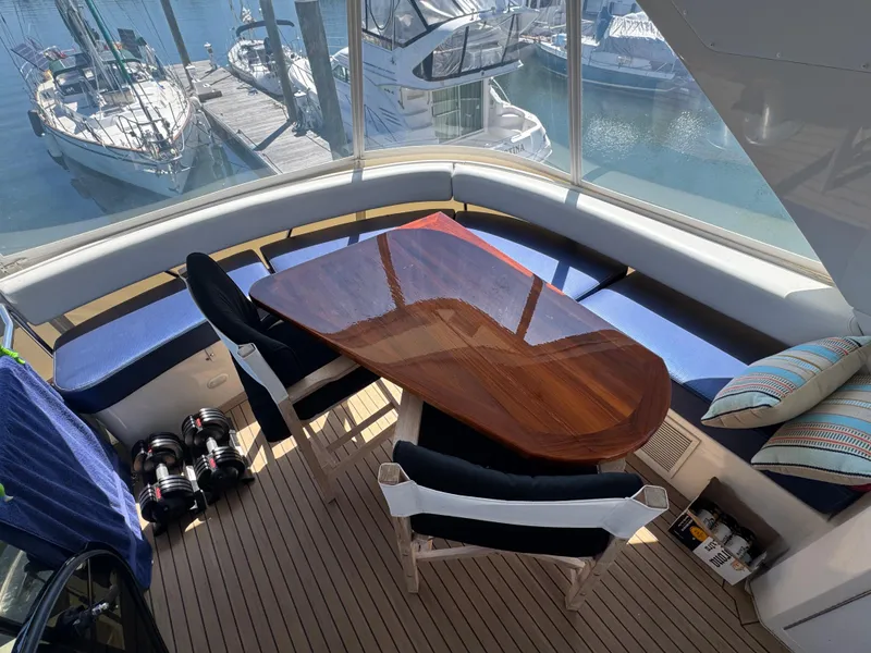 Slide: The Image of 39 2007 Marquis 55 Flybridge Dinette 2 - 37