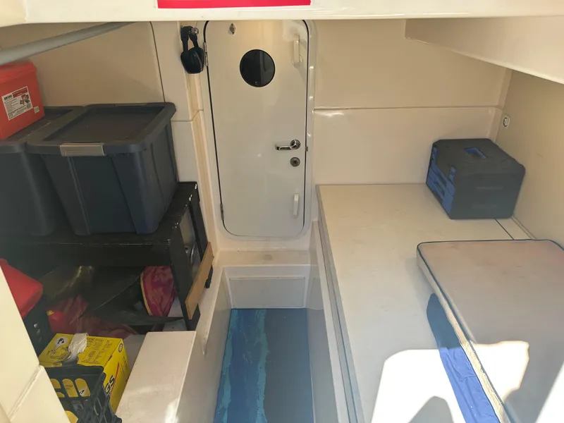 Slide: The Image of 51 2007 Marquis 55 Storage 4 - 48