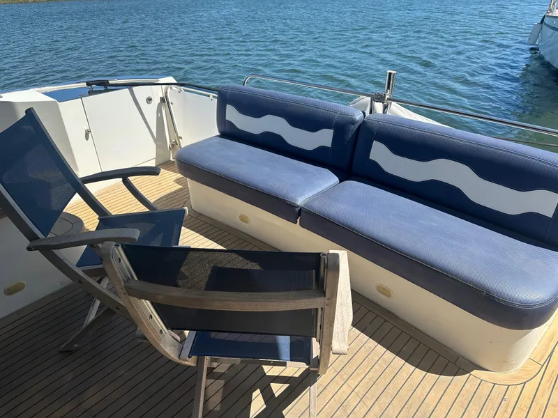 Slide: The Image of 7 2007 Marquis 55 Exterior 7 - 6