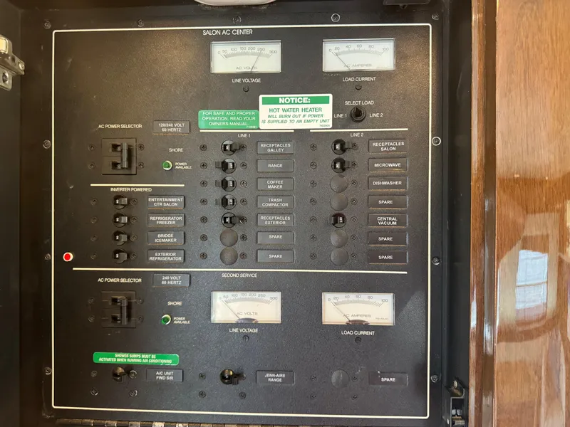 Slide: The Image of 79 2007 Marquis 55 Control Panel 1 - 78
