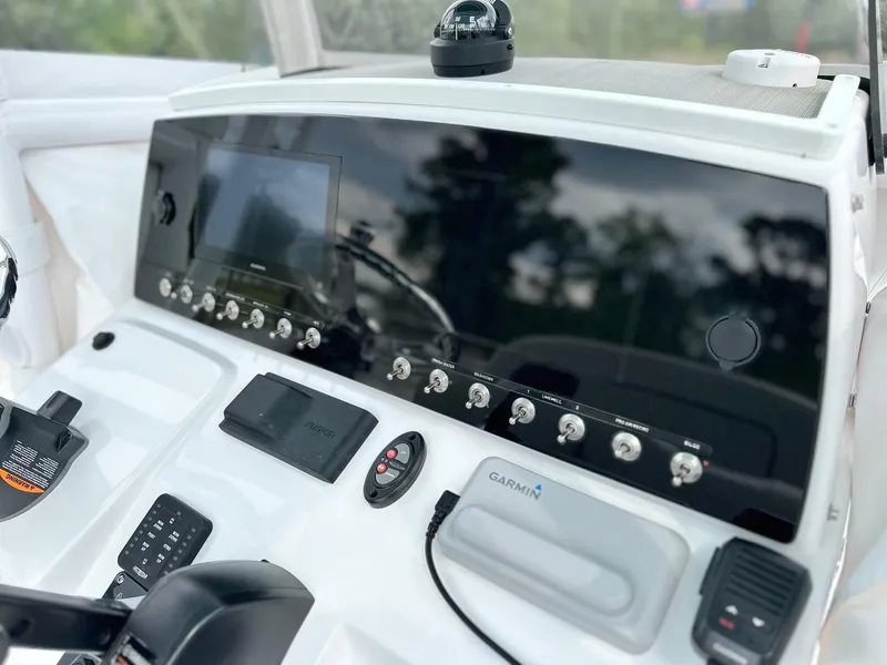 Slide: The Image of Sportsman Masters 227 Bay Boat 2023 - 3