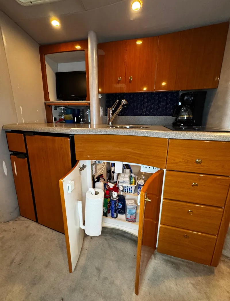 Slide: The Image of Formula 40 Performance Cruiser 2001 - 51