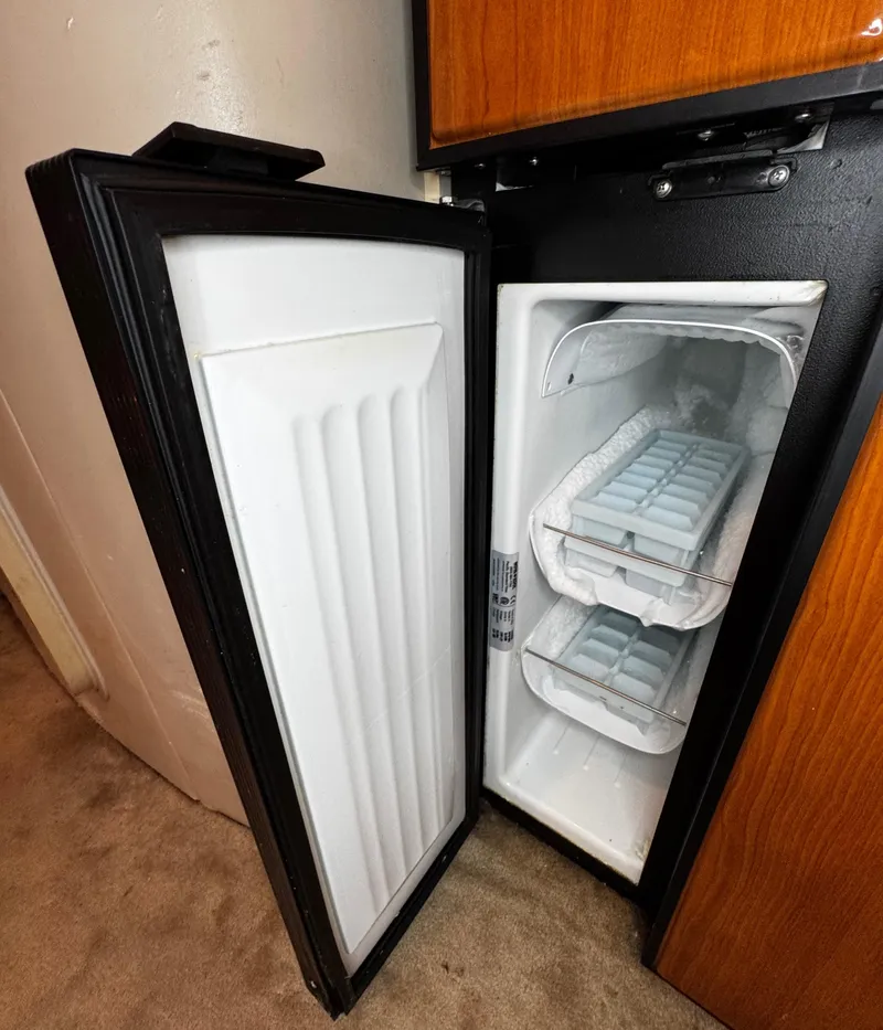 Slide: The Image of Formula 40 Performance Cruiser 2001 - 54