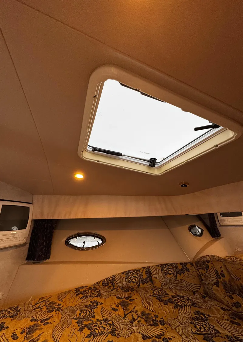 Slide: The Image of Formula 40 Performance Cruiser 2001 - 70