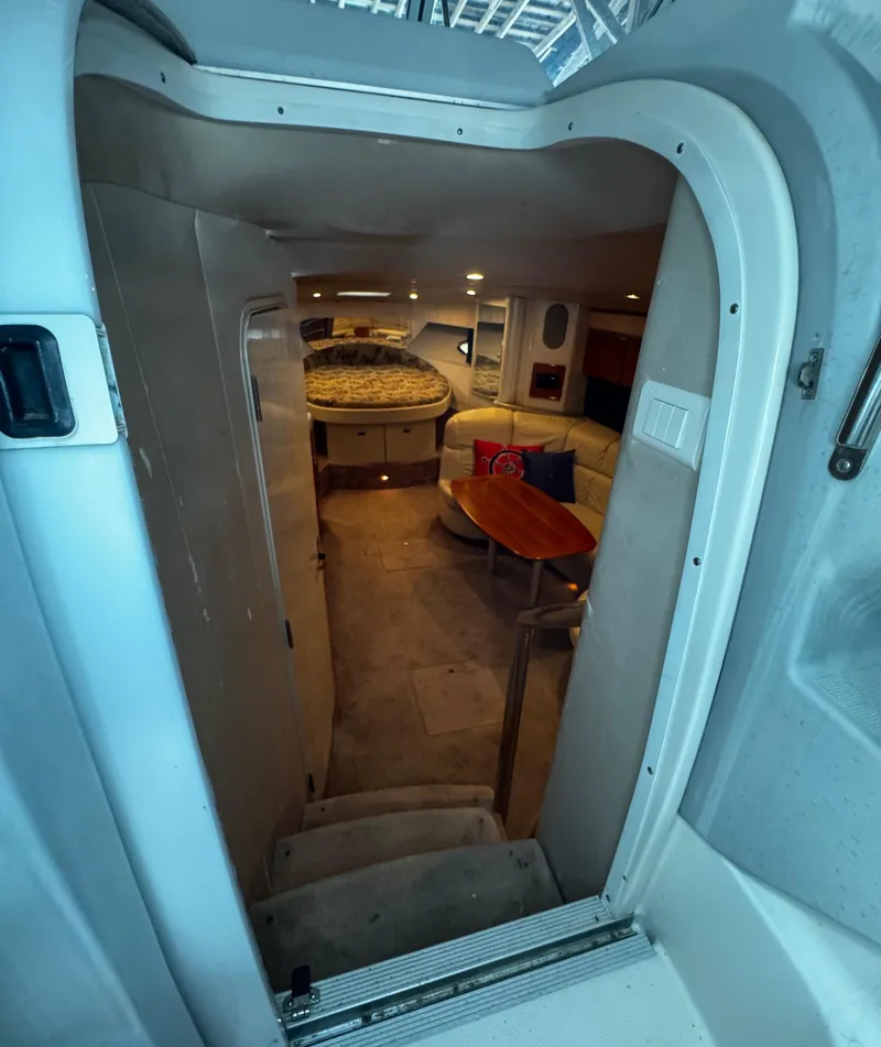 Slide: The Image of Formula 40 Performance Cruiser 2001 - 72