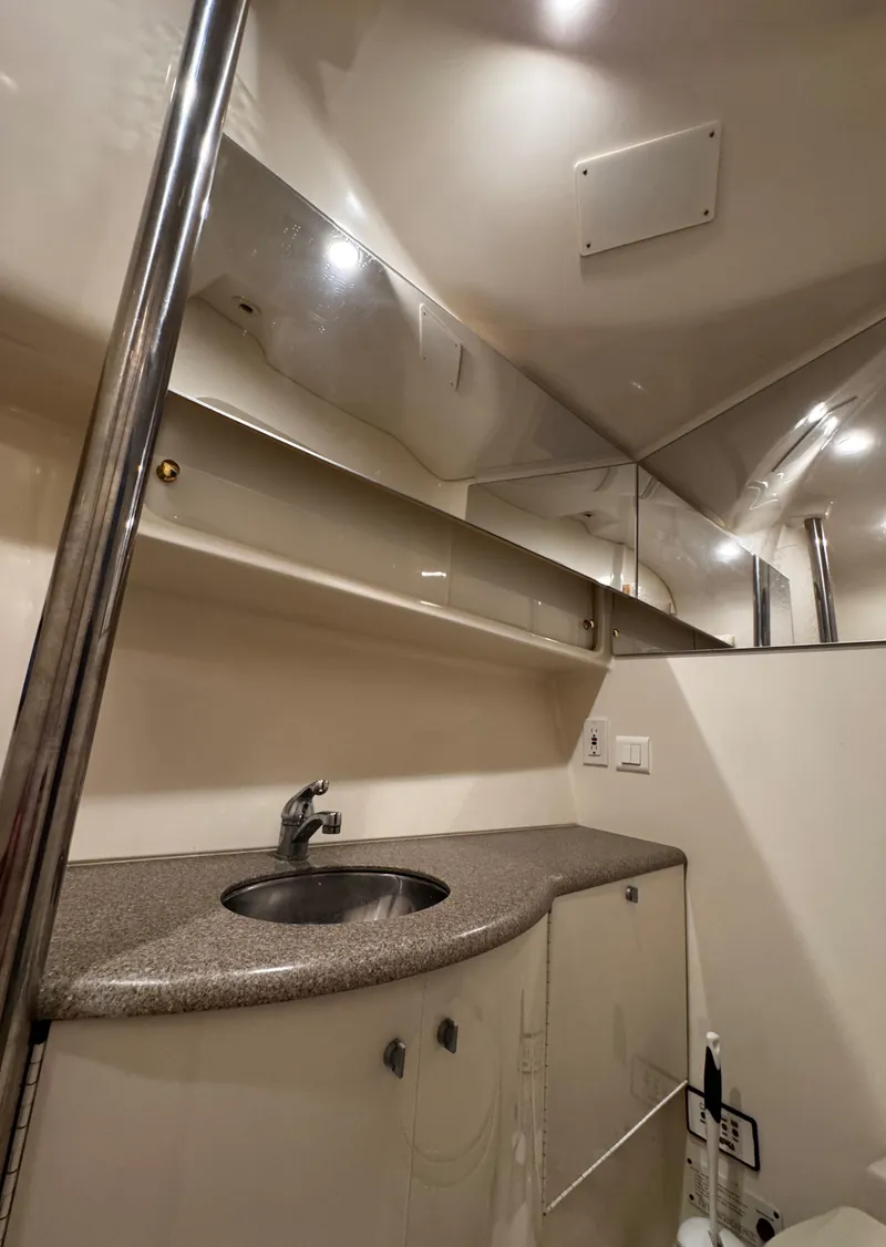 Slide: The Image of Formula 40 Performance Cruiser 2001 - 77