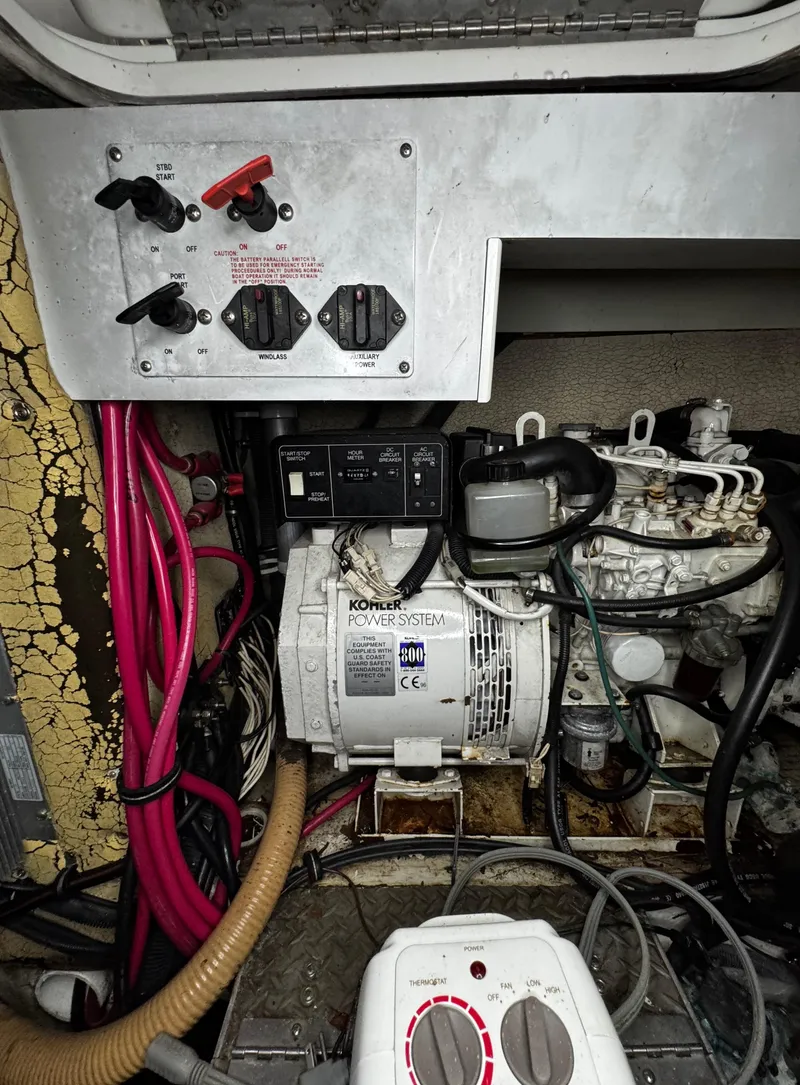 Slide: The Image of Formula 40 Performance Cruiser 2001 - 85