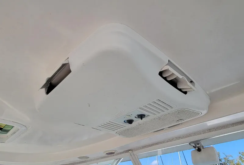 Slide: The Image of 'Betty Jane'  -   Helm A/C unit - 20