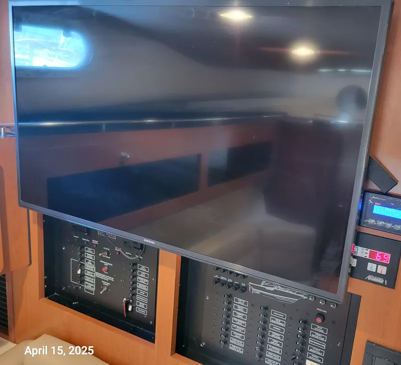 Slide: The Image of 'Betty Jane'  -  Salon  Flat Screen and Control Panel - 32