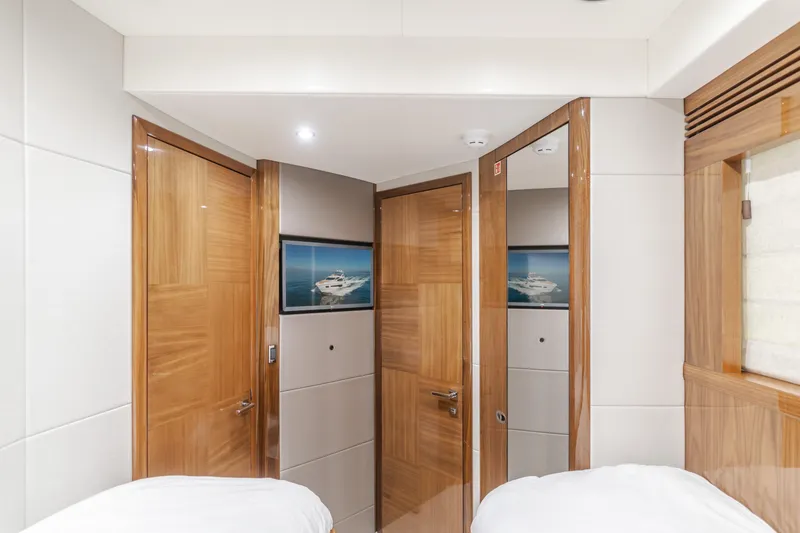 Slide: The Image of Sunseeker 75 Yacht 2017 - 50