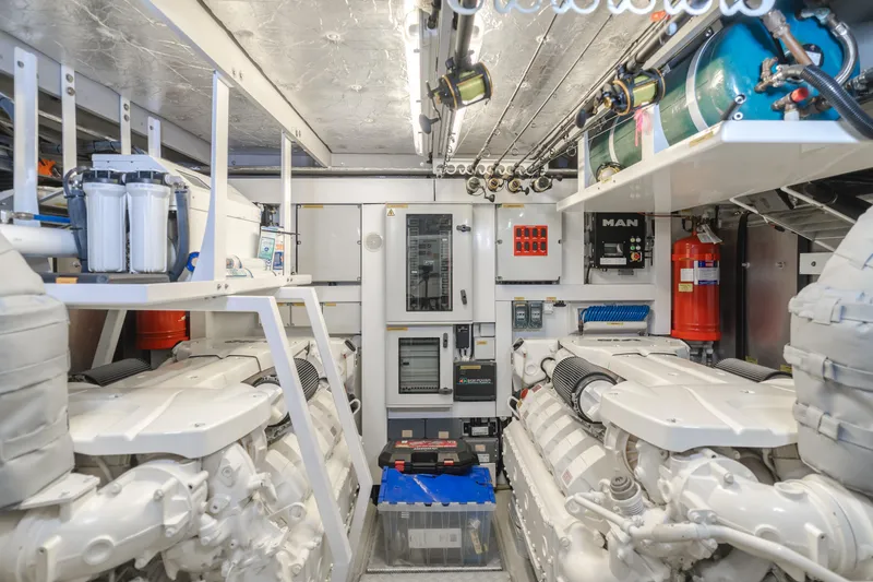 Slide: The Image of Sunseeker 75 Yacht 2017 - 55