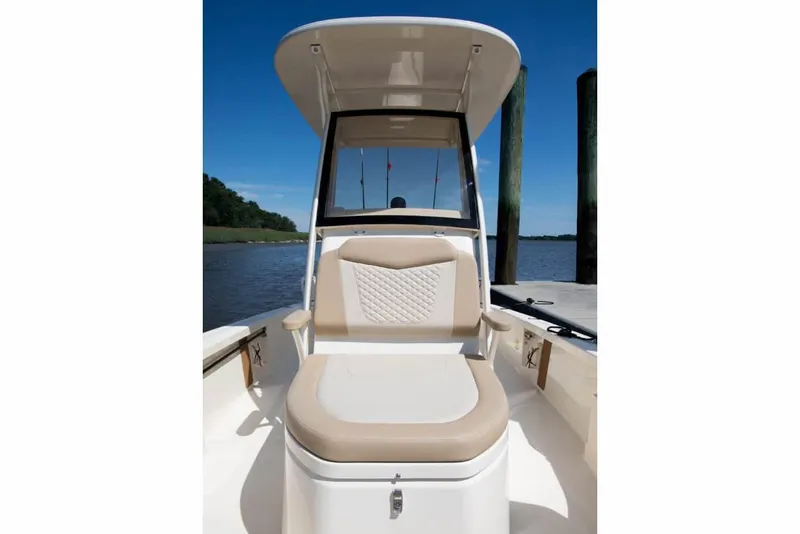 Slide: The Image of 2023-Scout-231-XSB-MarineMax - 13