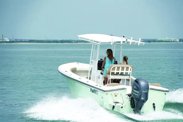Slide: The Image of Parker Marine 21SE Center Console 2025 - 10