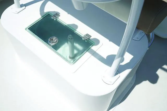 Slide: The Image of Parker Marine 21SE Center Console 2025 - 23