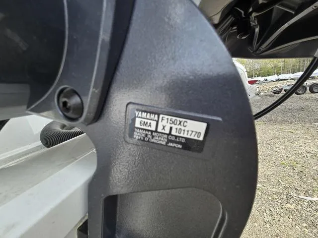 Slide: The Image of Parker Marine 21SE Center Console 2025 - 3