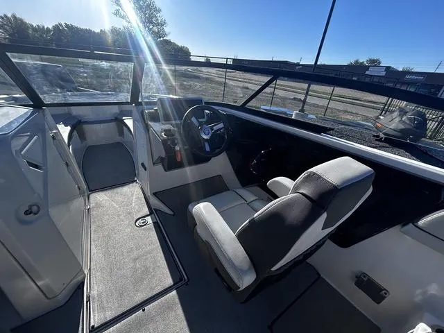 Slide: The Image of Yamaha AR250 2022 - 10