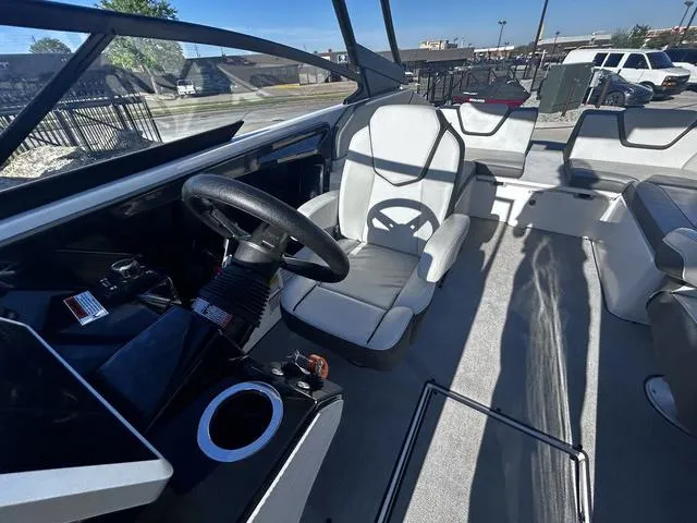 Slide: The Image of Yamaha AR250 2022 - 15