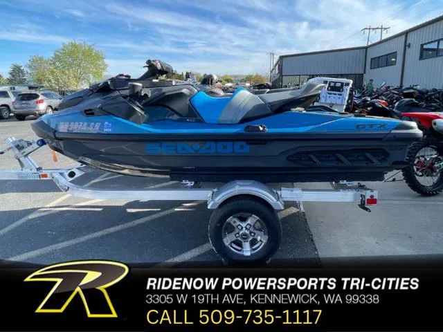 Slide: The Image of 2018 Sea-Doo Waverunner GTX on trailer at Ridenow Powersports, Kennewick, WA. - 1