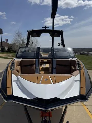 Slide: The Image of Supra SV 400 2025 - 4