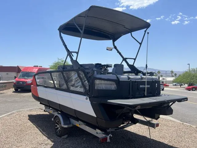 Slide: The Image of Sea-Doo Switch Sport 21 2024 - 2