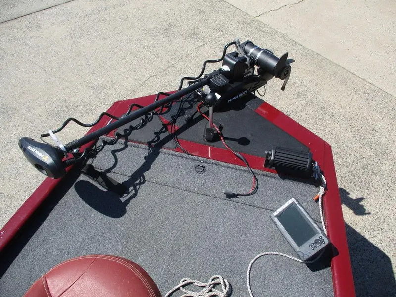 Slide: The Image of 2018 Tracker Pro 170 boat deck with trolling motor and fish finder. - 6