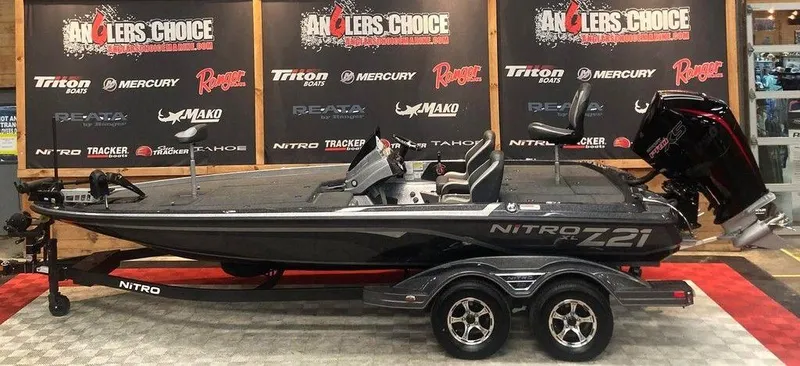 The Image of 2025 Nitro Z21 XL bass boat displayed at Anglers Choice showroom. - 1