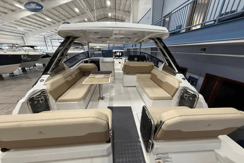 Slide: The Image of Aquila 32 2025 - 11