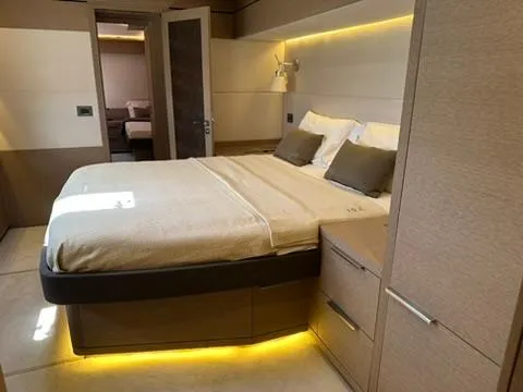 Slide: The Image of Lagoon SEVENTY 7 2020 - 52